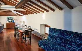 La Casa Di Giulia-Family Apartment